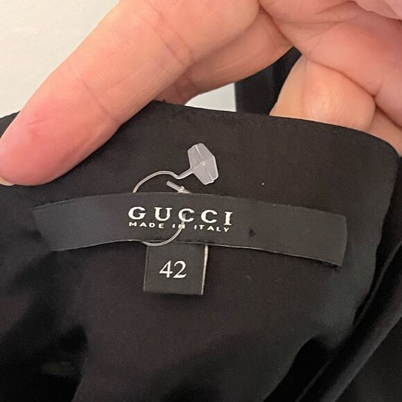 Gucci Black One-Shoulder Silk Cocktail Dress – Size 42 – Made in Italy - Picture 4 of 6